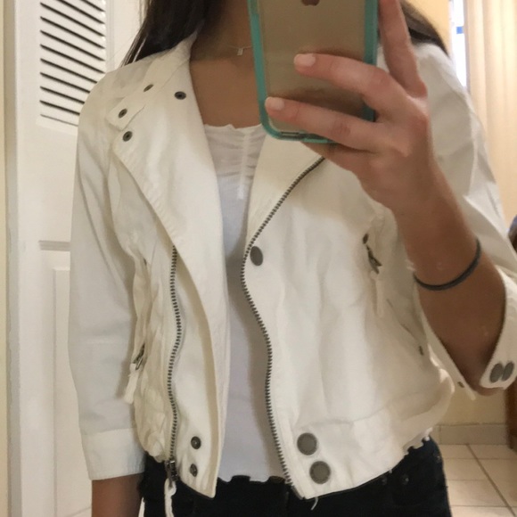 Jacket - Picture 2 of 5